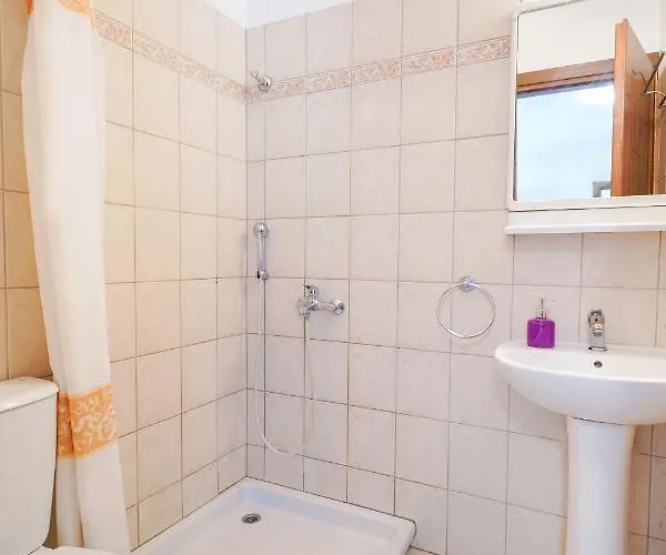 Nina Studios Апартаменты